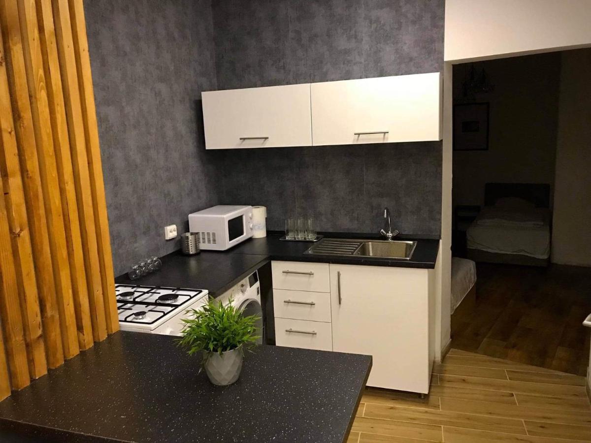 Komfort Apartman วาค ภายนอก รูปภาพ